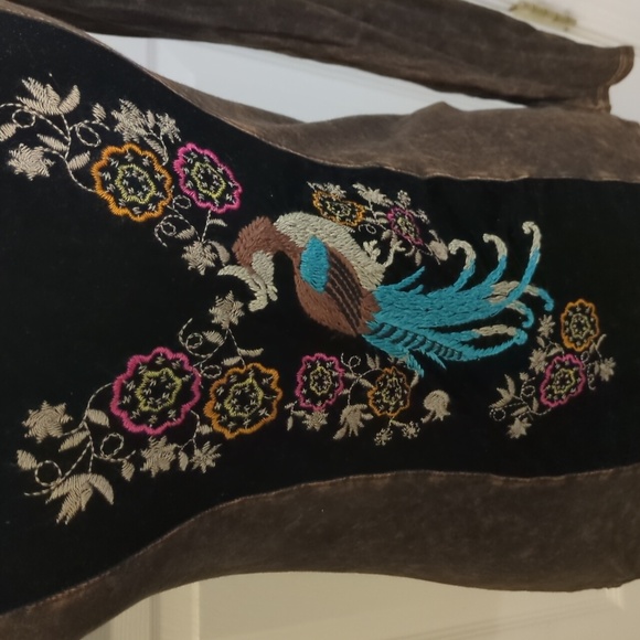 T Party Small Burnout Velvet Embroidered Long Sleeve Boho Peacock Shirt - Picture 4 of 8